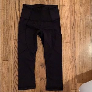 Cropped lululemon leggings